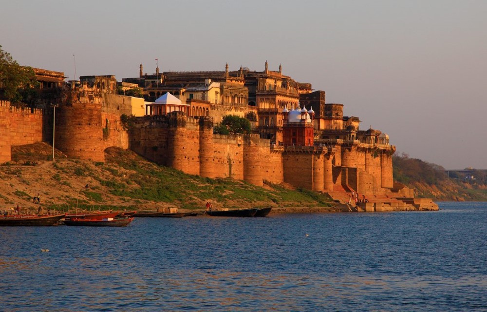 Sair Hostel Attraction Pictures