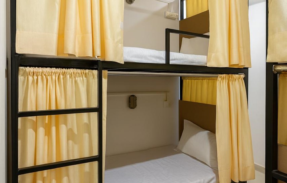 ⁠4 Bed Dorm Without Window